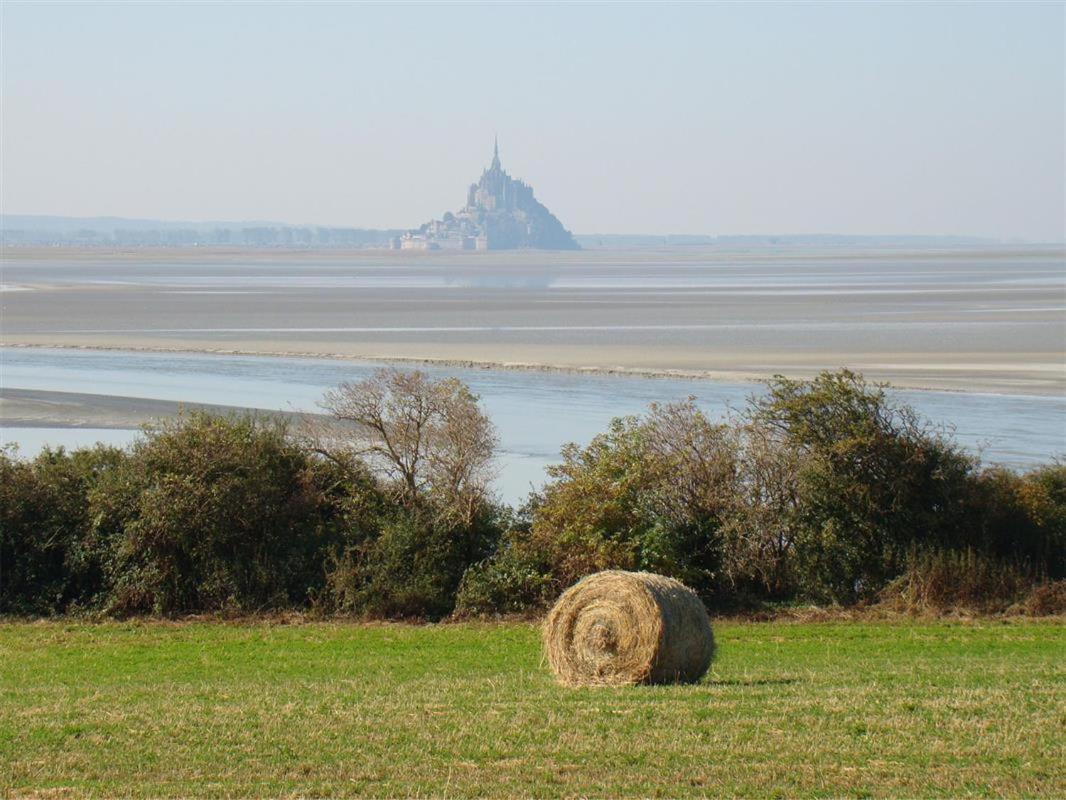 Vains Entre Mont St Michel Et Merveille מראה חיצוני תמונה